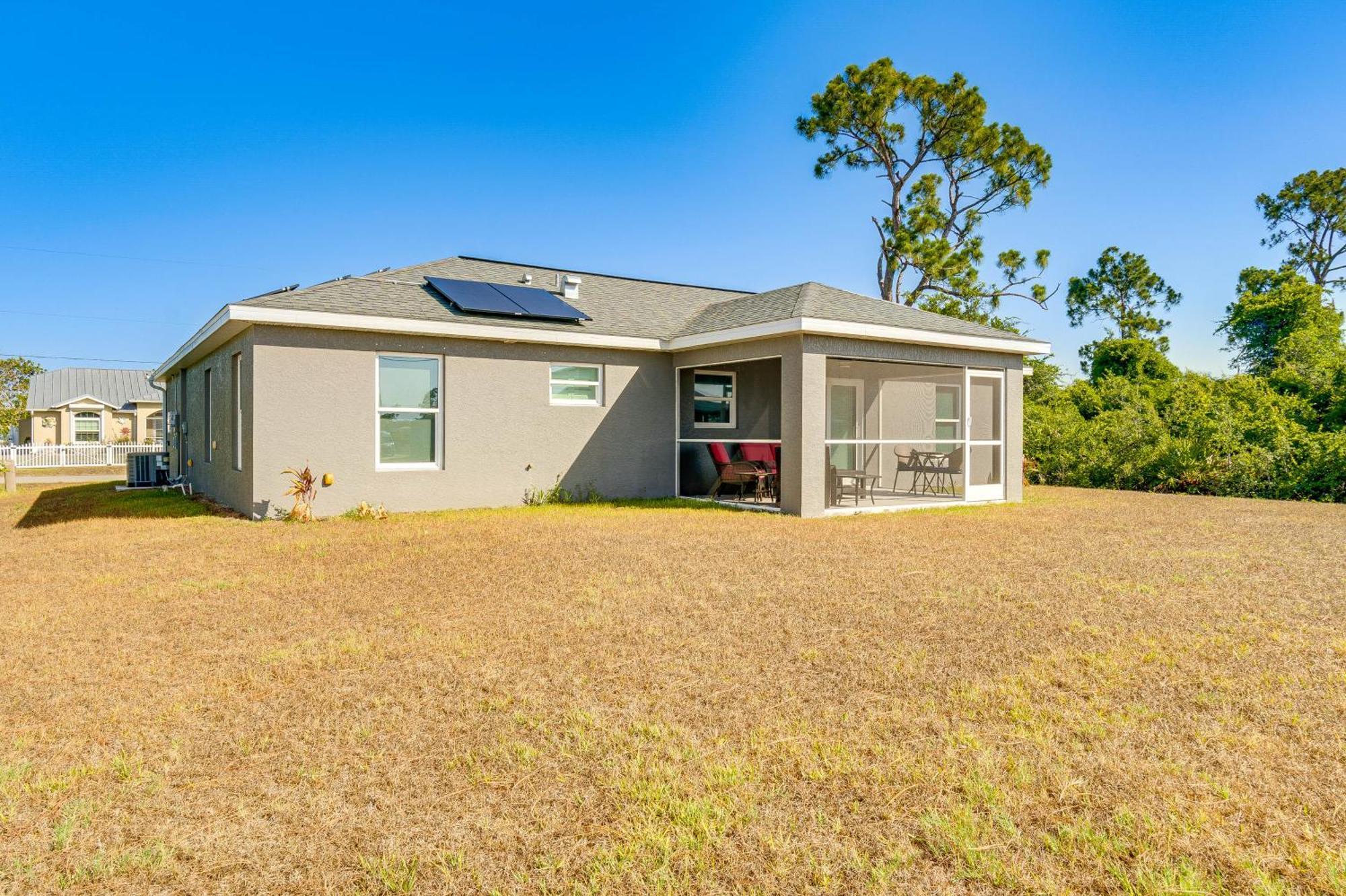 Newly Built Home 8 Mi To Fishermans Village Port Charlotte Exterior photo